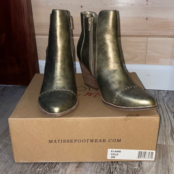 Coconuts by Matisse Elaine Gold Booties Womens Size 8M - Picture 1 of 10